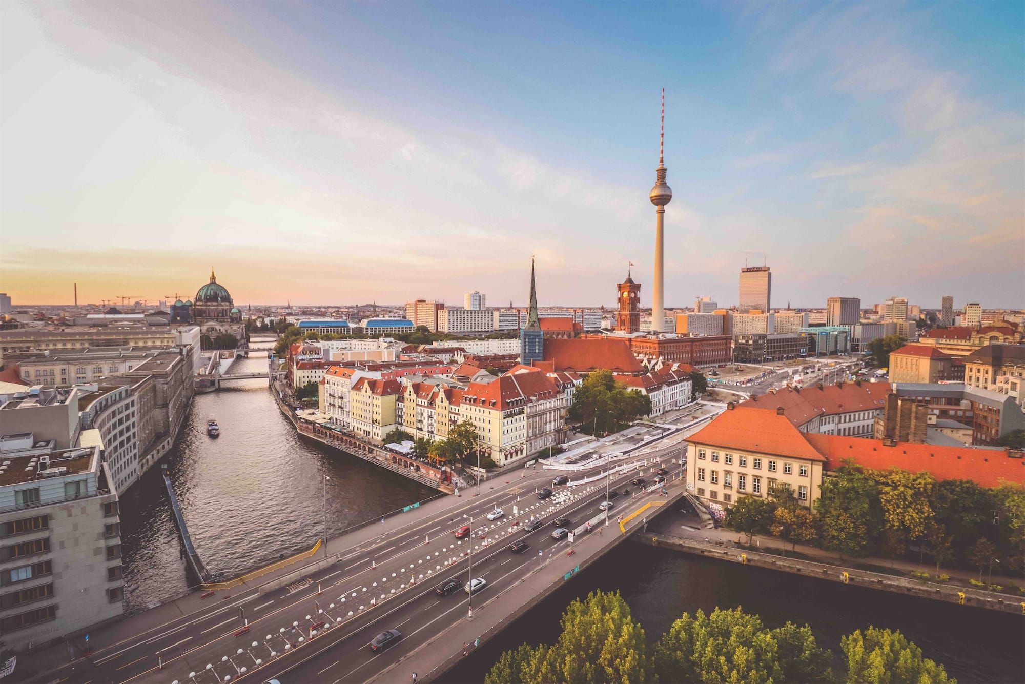SWITCHING HOMES AT MERCEDES-BENZ.IO